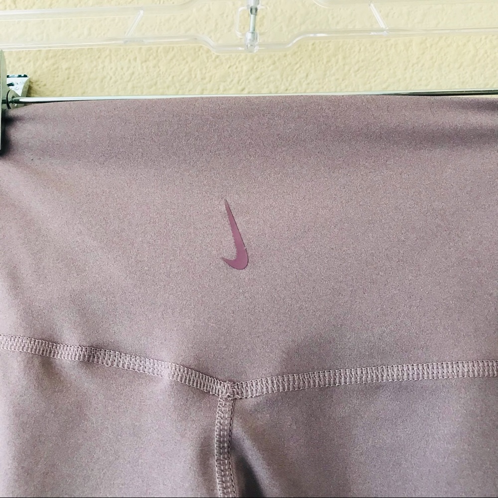 Nike Yoga 7/8 Leggings - Picture 7 of 9
